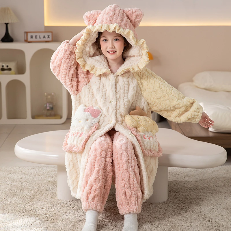 新款KT猫冬季加厚保暖珊瑚绒儿童睡衣女童睡袍套装中大童家居服