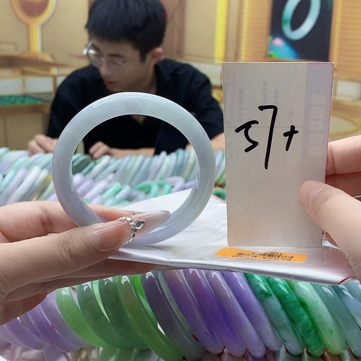 未镶嵌手镯翡翠nn
