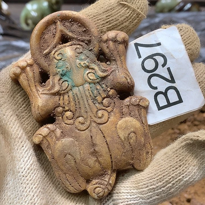 未镶嵌和田玉挂件