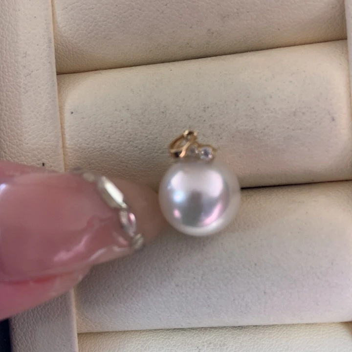 颈饰18K金镶嵌海水珍珠