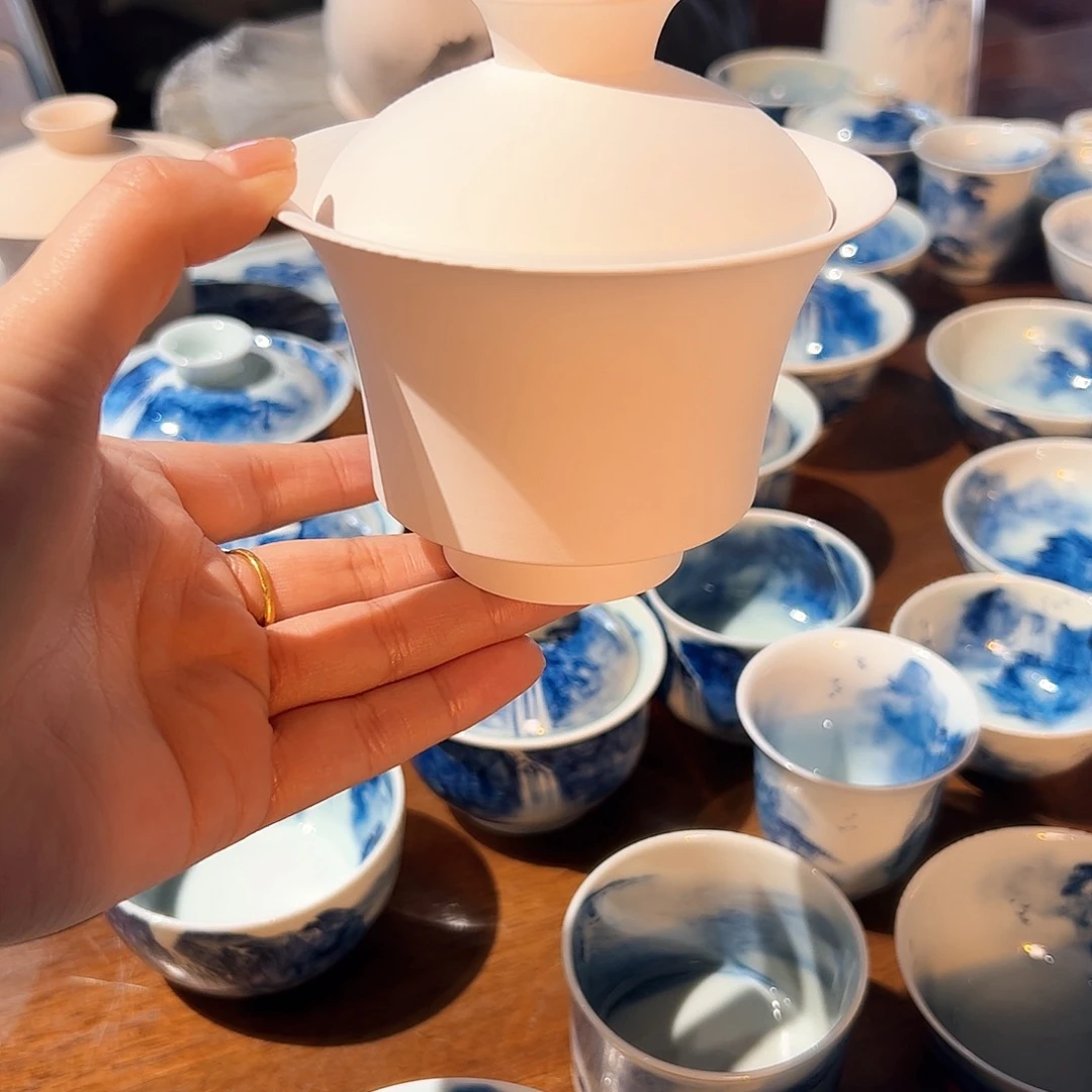 杯建****划青花手绘山水盖碗