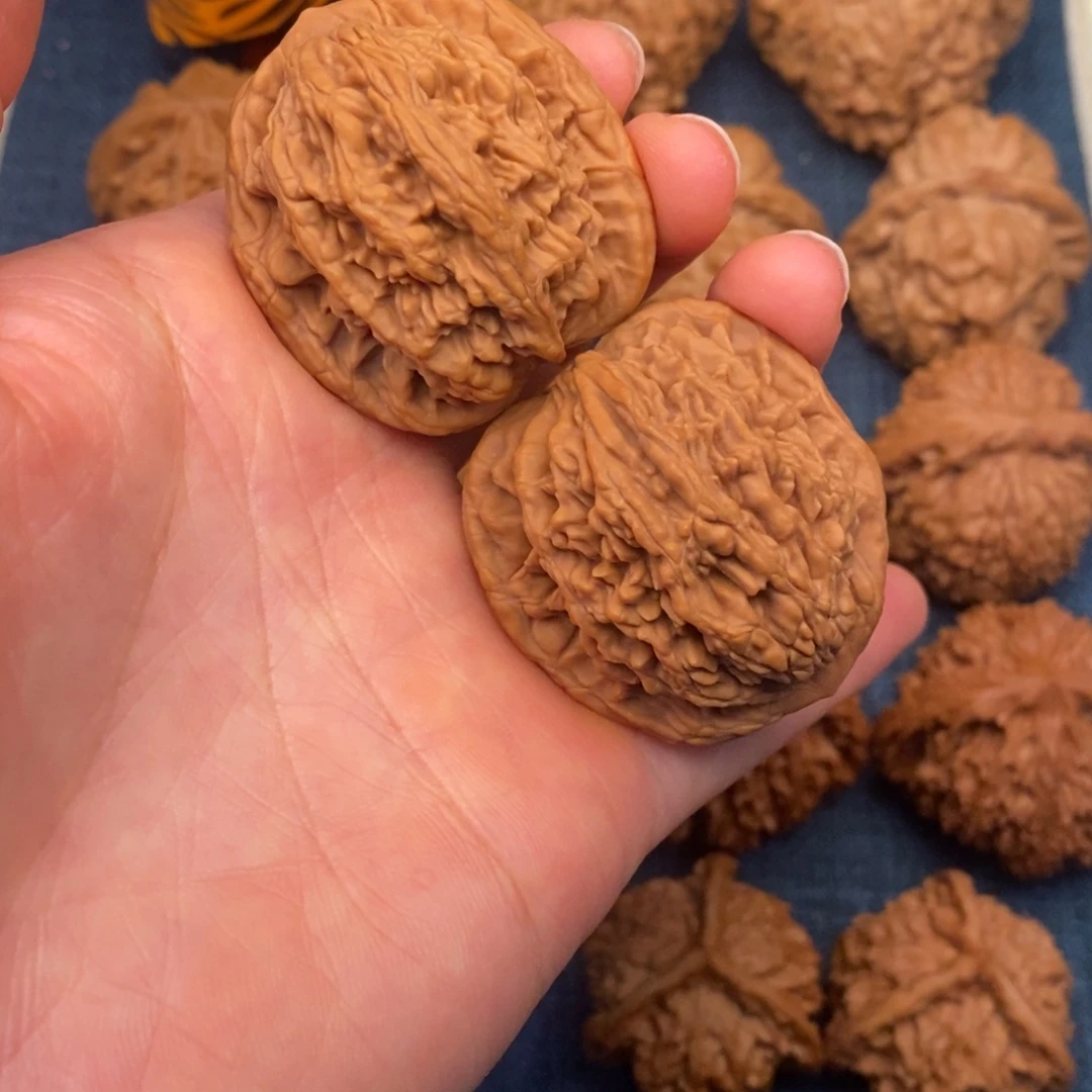 熠***把件文玩核桃38全品虎头