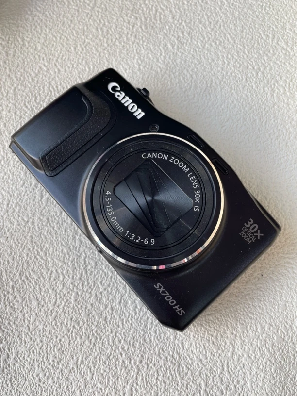 95新 Canon/佳能 sx700大长焦能拍月亮演唱会冷白皮1610w像素