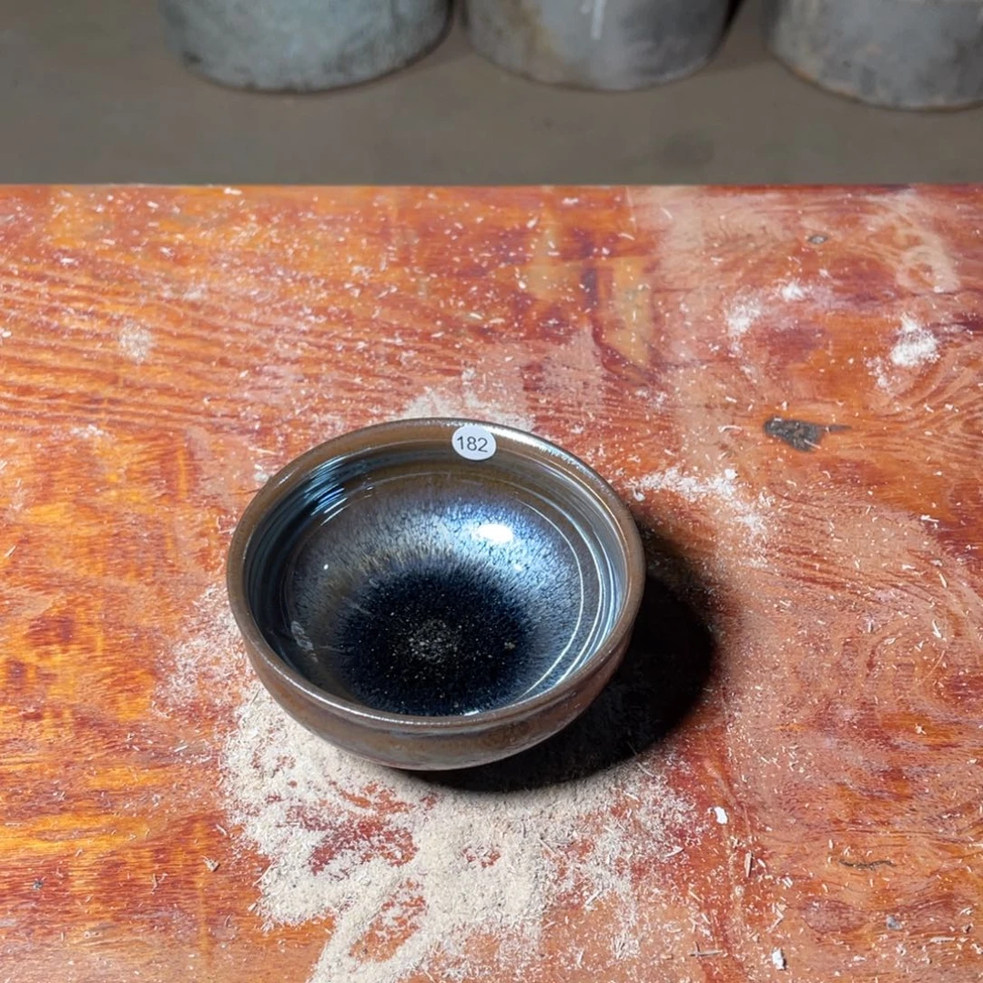 茶盏盏盏灯的亮化与光的