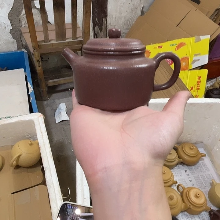 茶壶紫砂暇。 全砂底槽清德钟。ly
