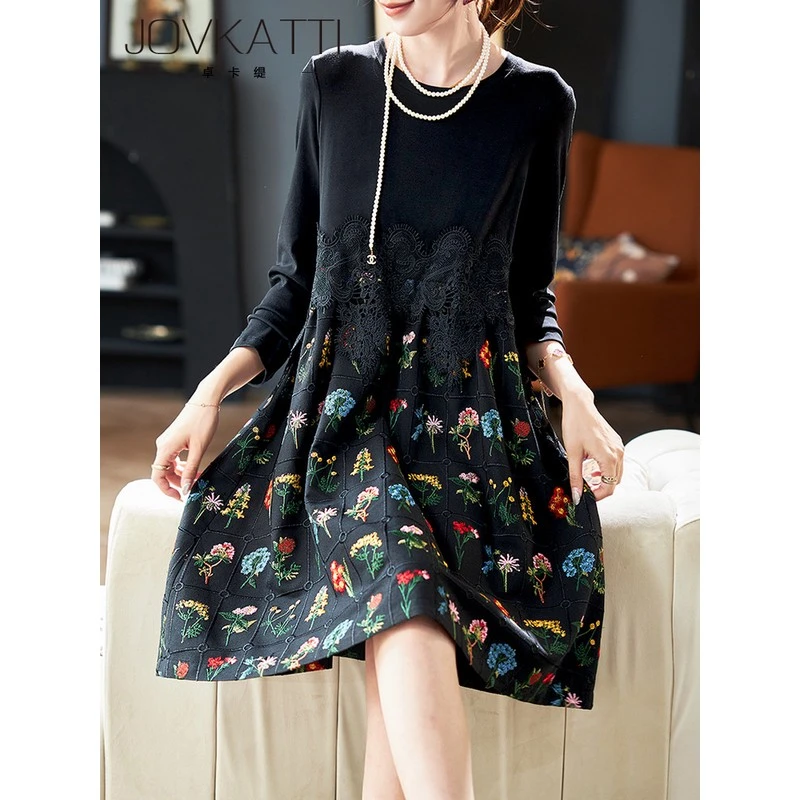 卓卡缇圆领蕾丝刺绣拼接连衣裙2025秋季优雅修身长袖a字休闲裙子