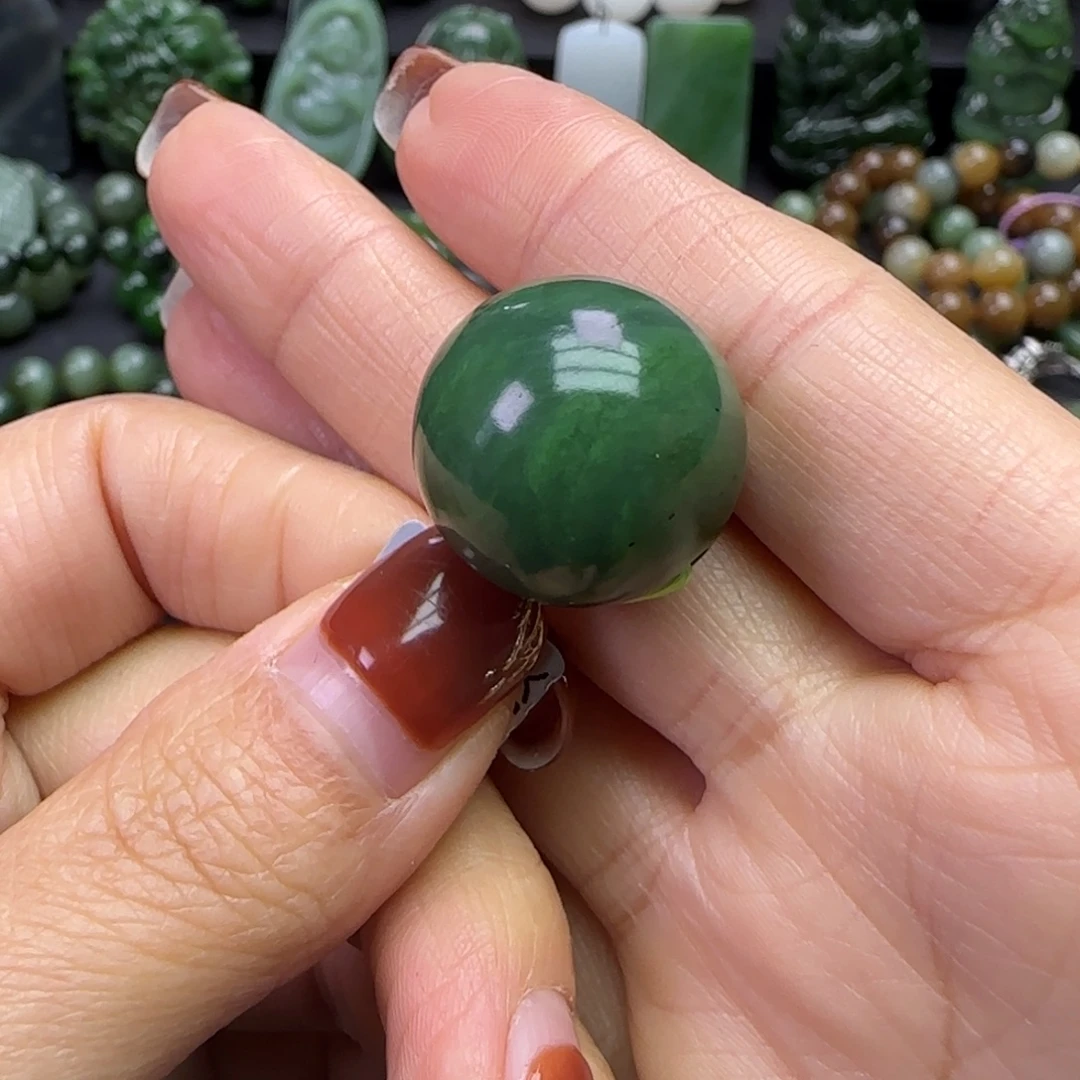 和田玉未镶嵌珠宝奇石