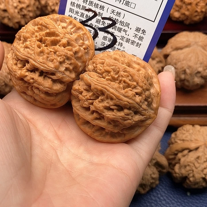 桃核吊坠粗筋狮子头47