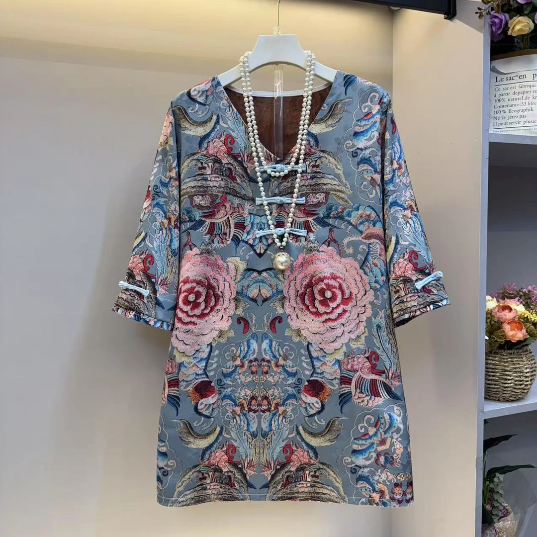 2025年欧货遮肉显瘦气质百搭时尚国潮风时尚女人衫