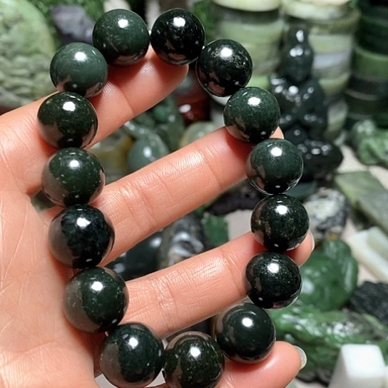 未镶嵌和田玉（糖玉）珠宝半成品