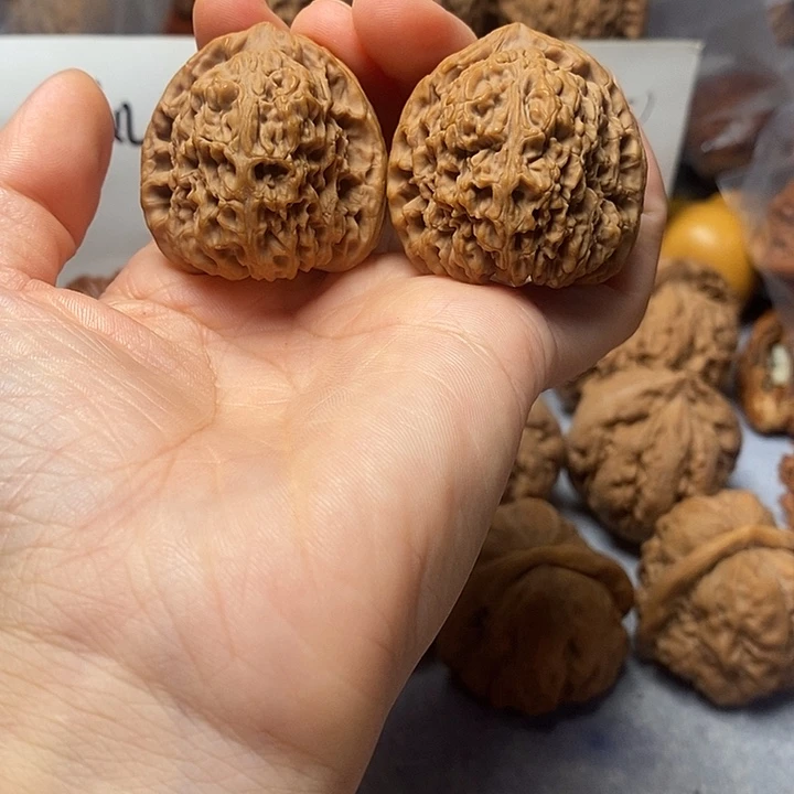 吊坠文玩核桃南疆