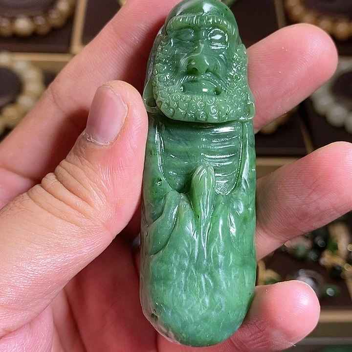 【闪购商品】吊坠(不含链)未镶嵌和田玉（碧玉）