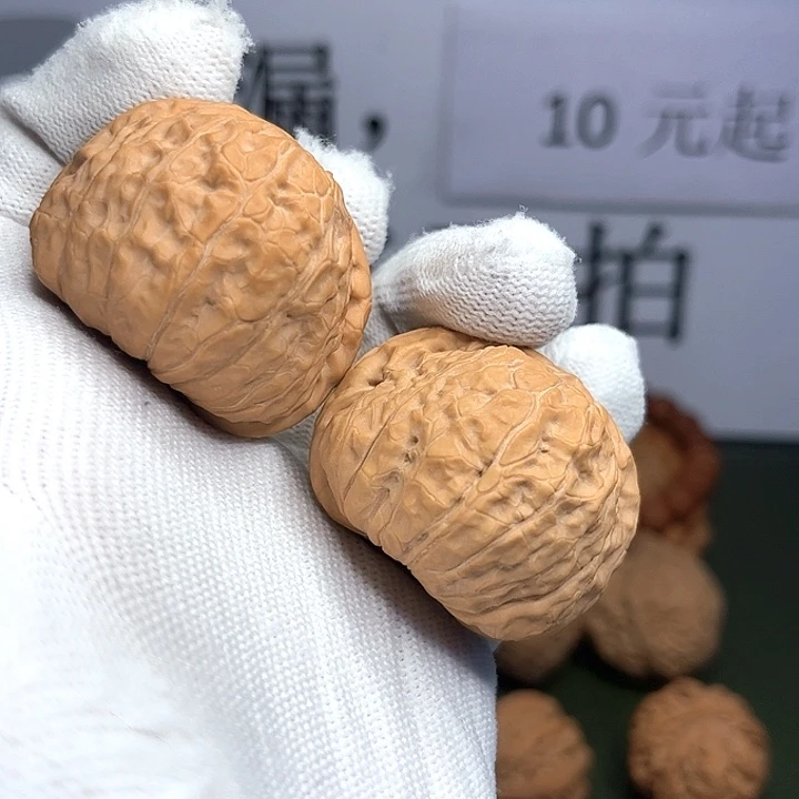 吊坠文玩核桃60号，南瓜40尺，有瑕