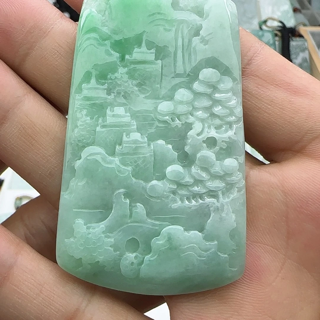翡翠未镶嵌颈饰翡翠