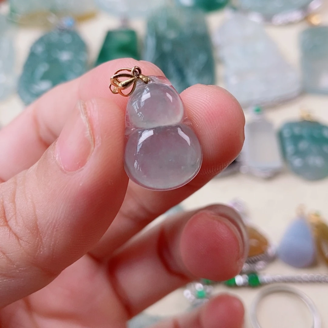 翡翠未镶嵌颈饰天然翡翠a货