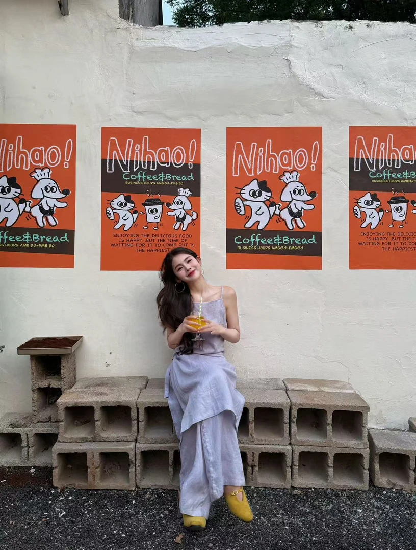 2025夏季新款韩系慵懒风高级无袖吊带设计感屁帘休闲裤套装女