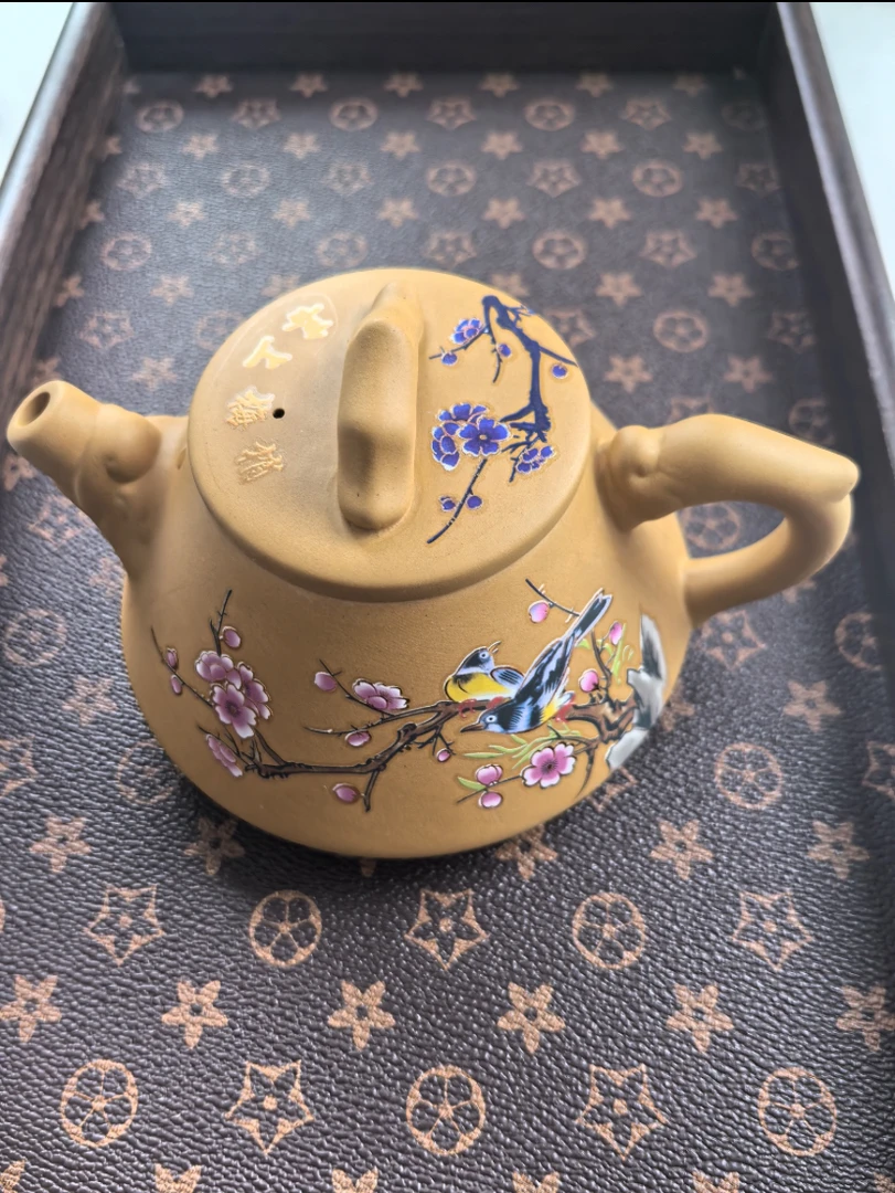 黄段泥喜上眉梢紫砂壶