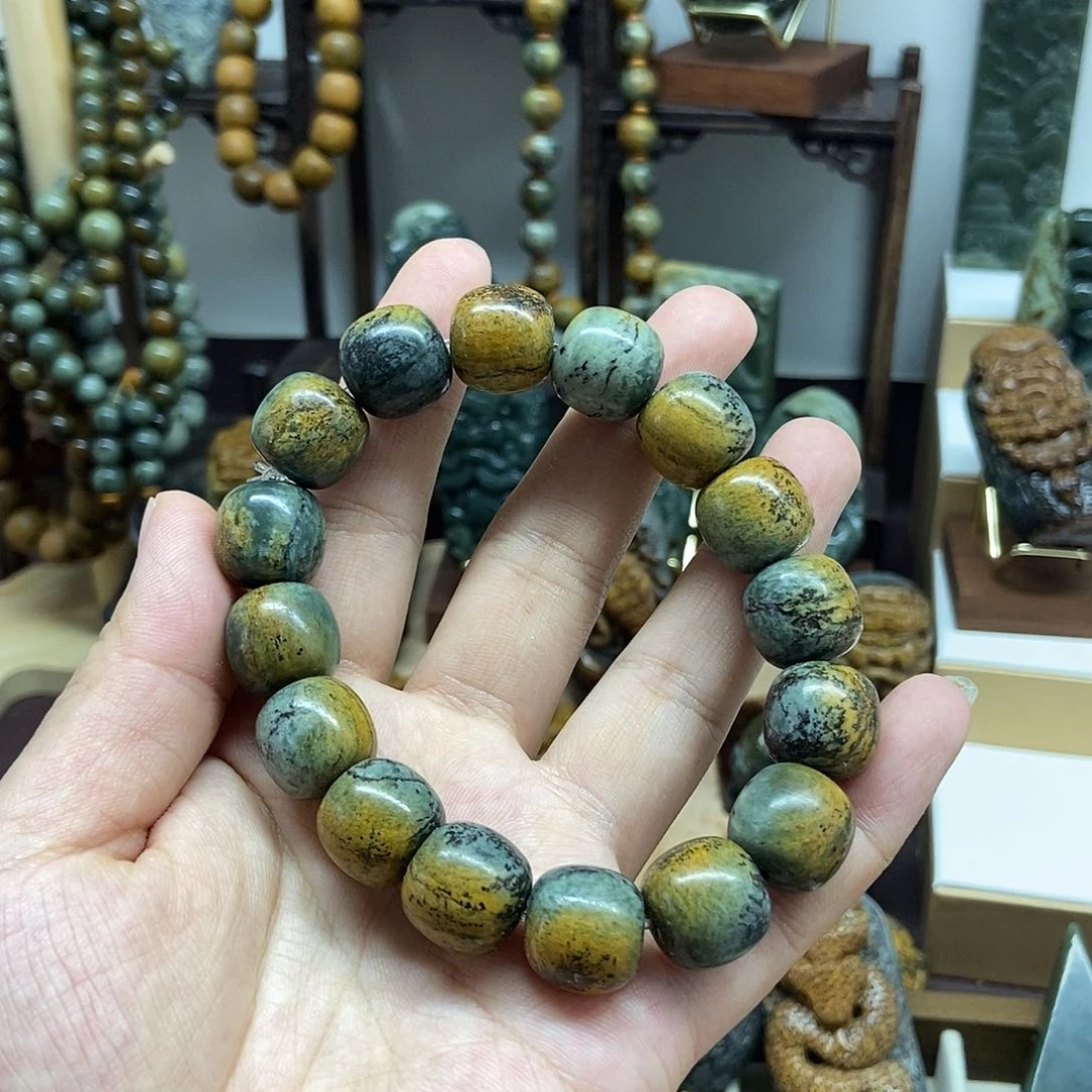 手串未镶嵌岫岩河磨玉（透闪石质玉）大**途