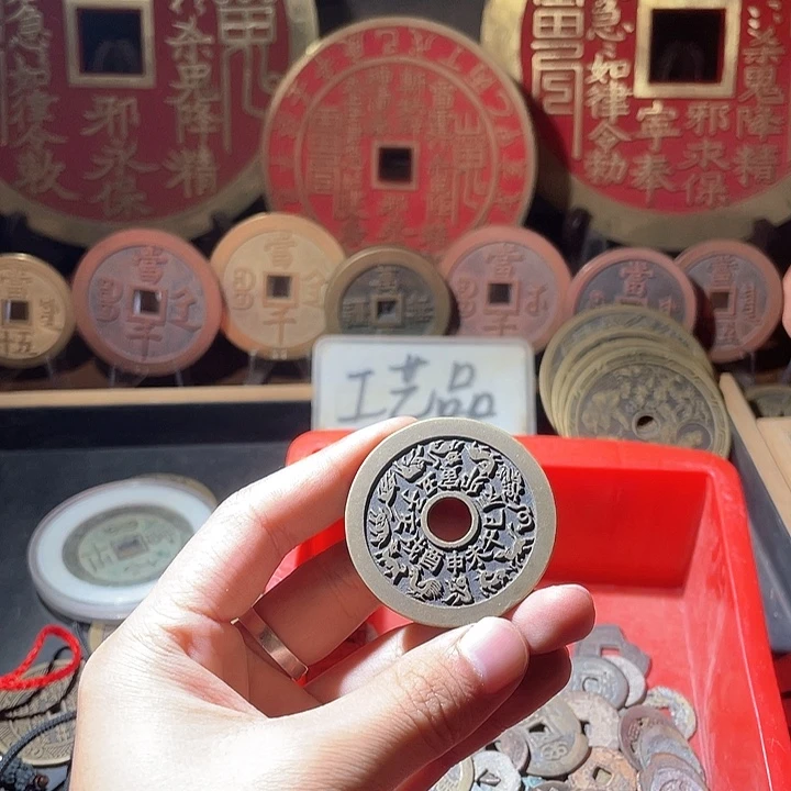 铜现代仿制工艺品