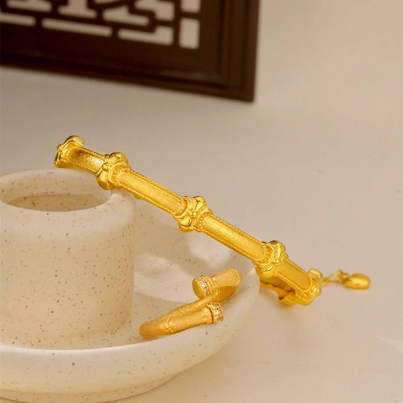 铜合金手镯 爆款拉丝精致工艺手环轻奢高级感首饰明星同款饰品