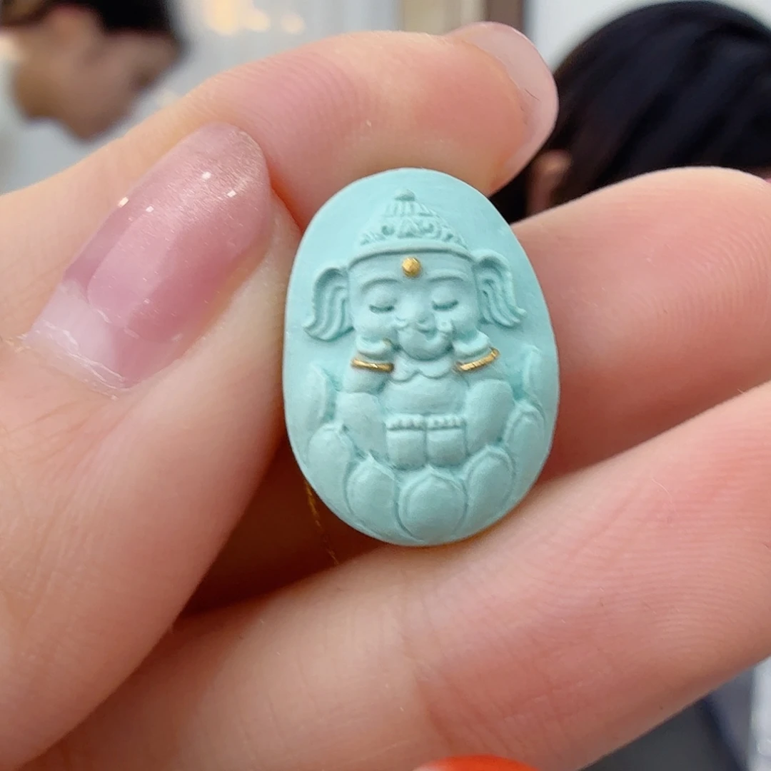 绿松石未镶嵌珠宝奇石