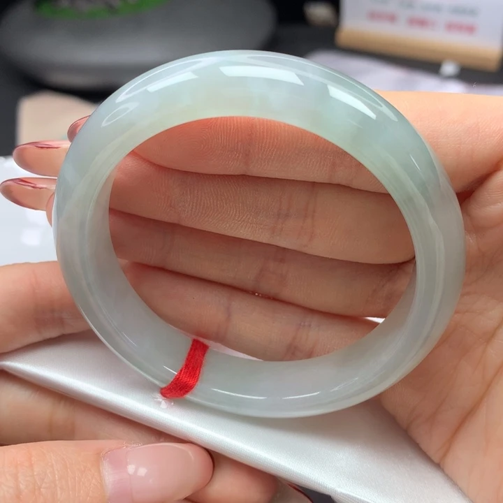 翡翠手镯未镶嵌57正圈