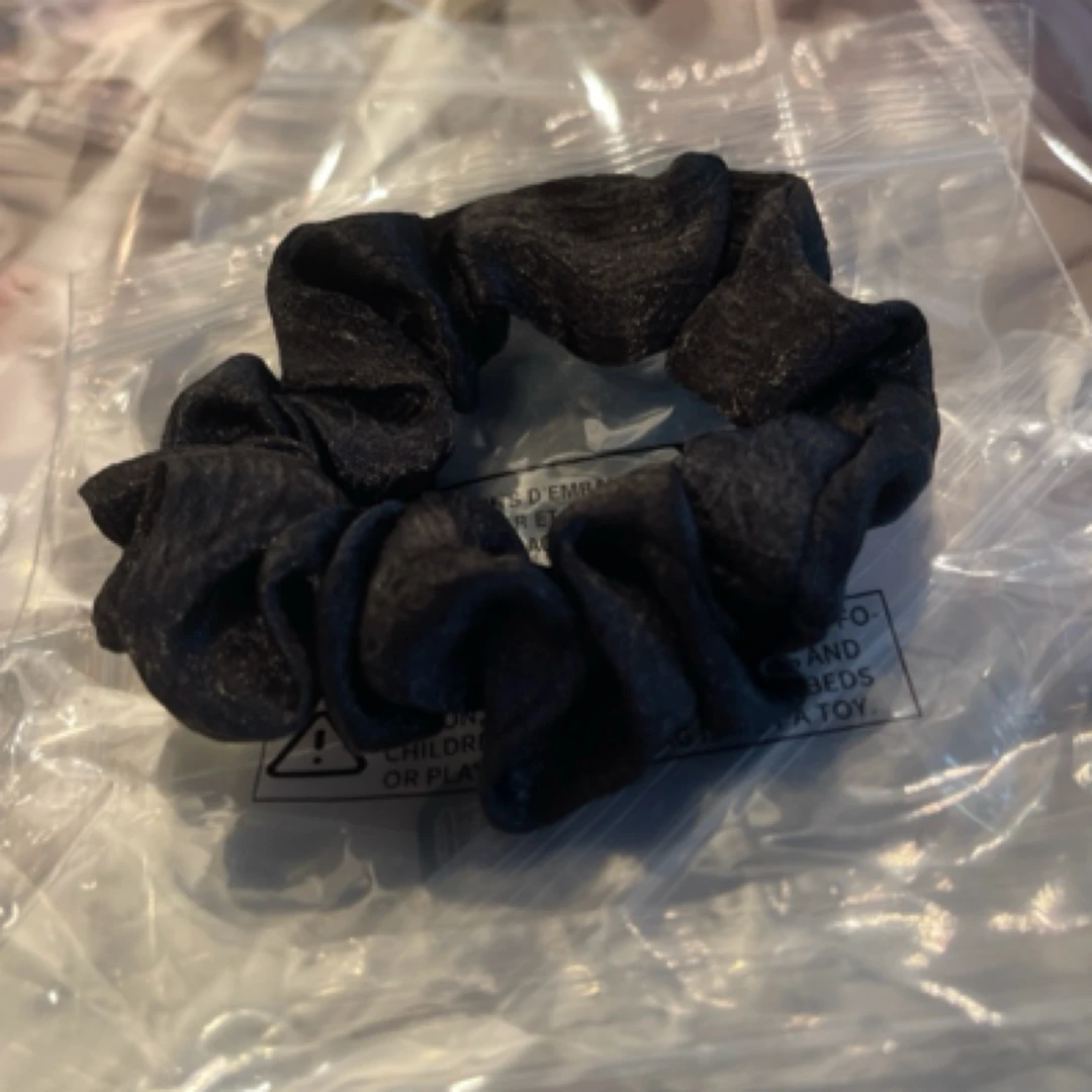 tt116 泡菜肠圈缎面小肠黑色｜淘贩