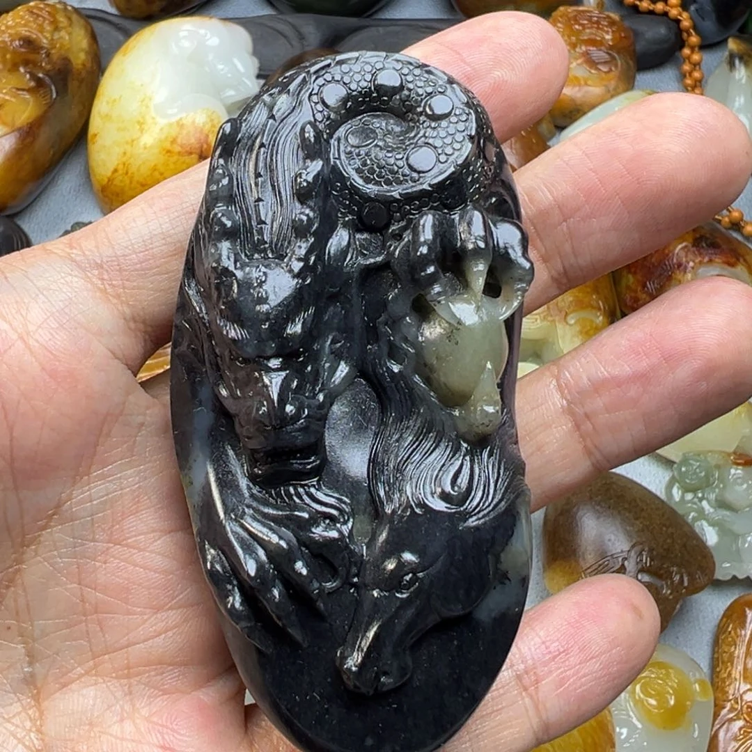 和田玉未镶嵌挂件