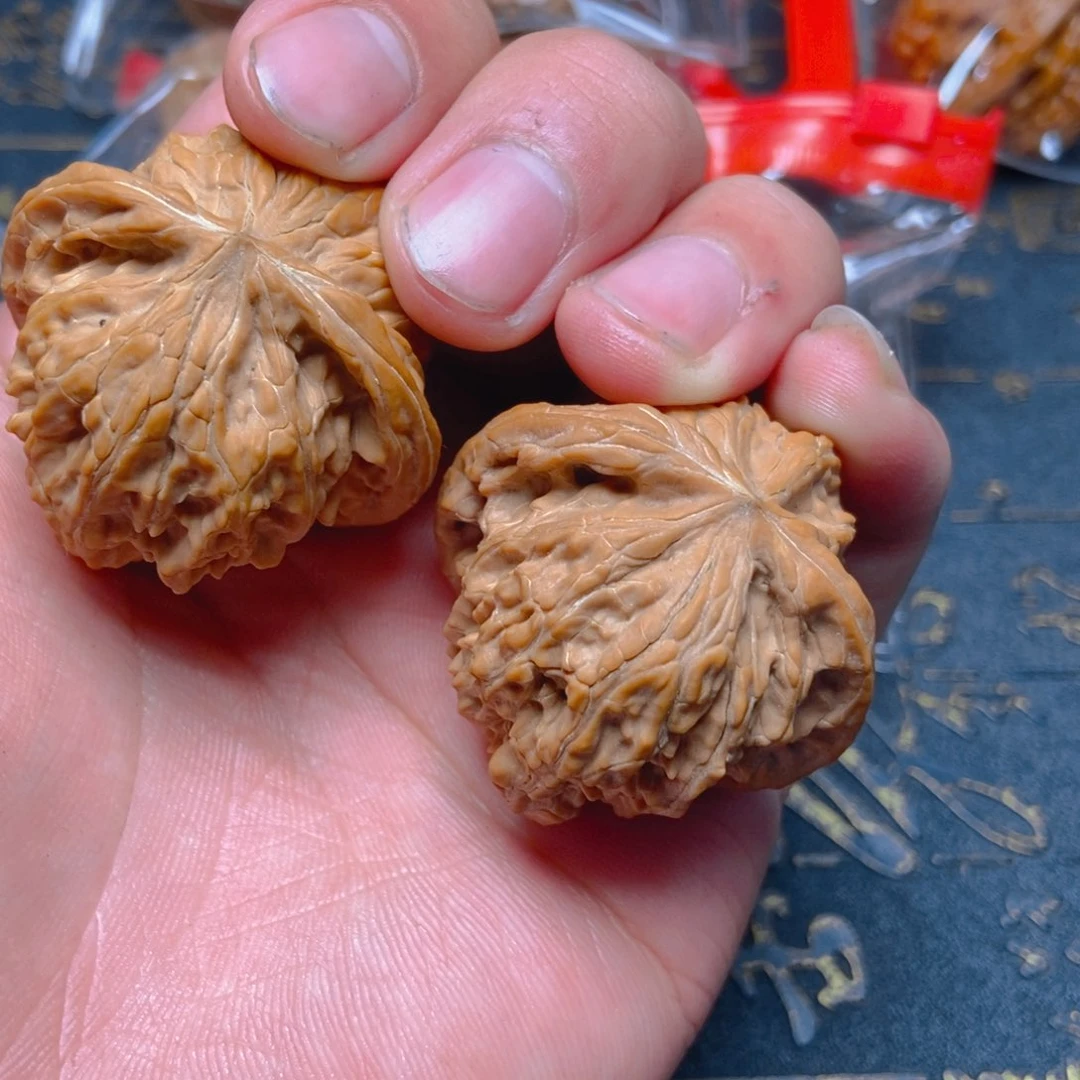 把件文玩核桃T****.磨盘