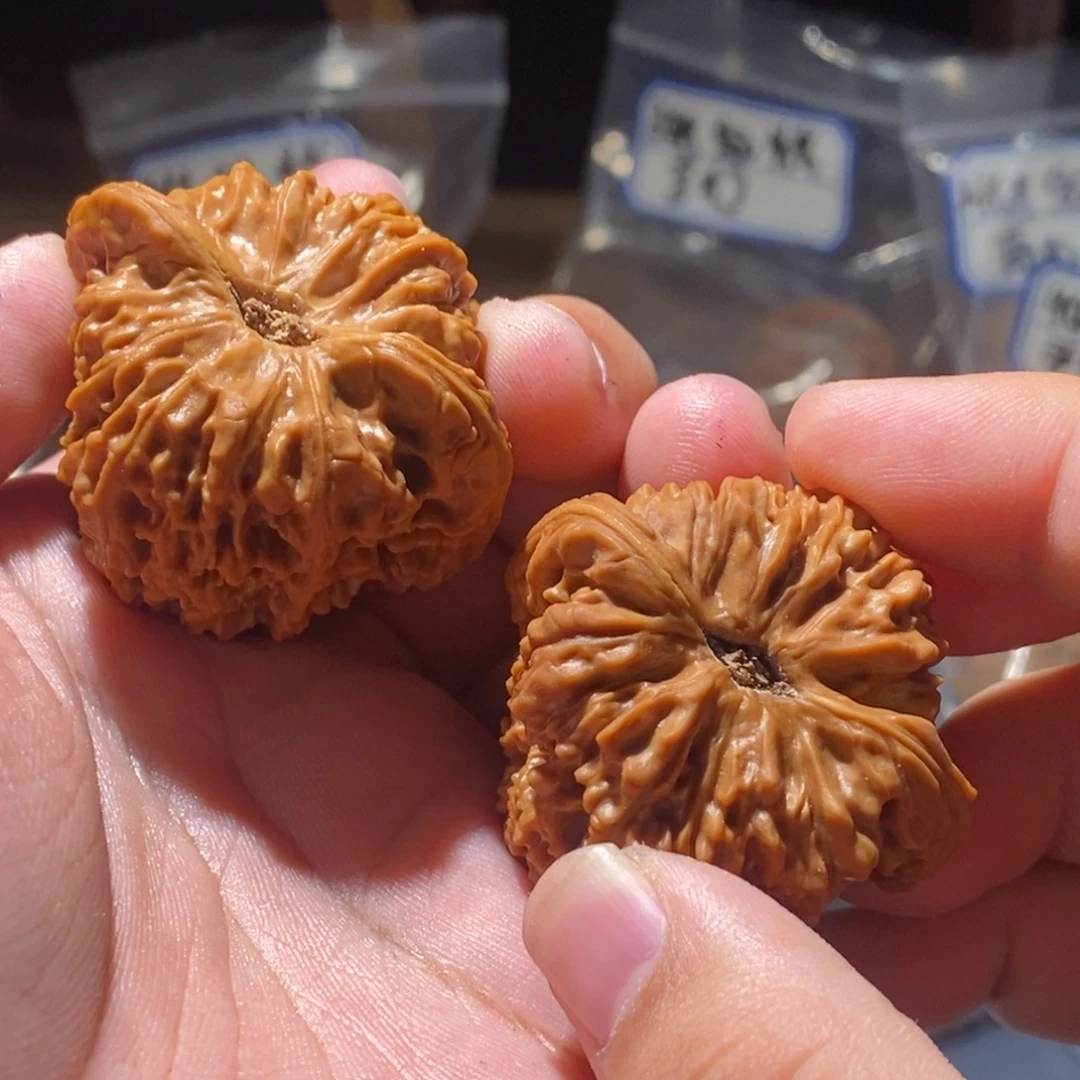 贰***万文玩核桃吊坠43全品南疆