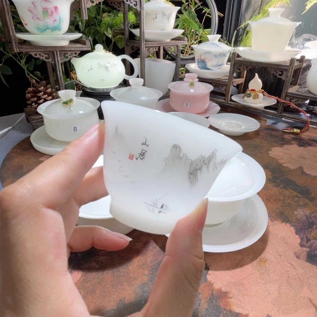 璞玉釉烧水墨山居清心杯