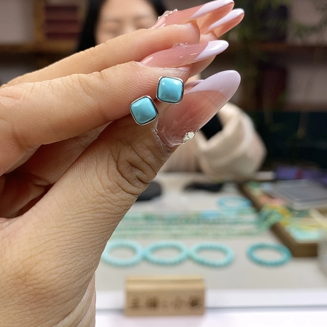 绿松石A2银镶耳钉银S925镶嵌