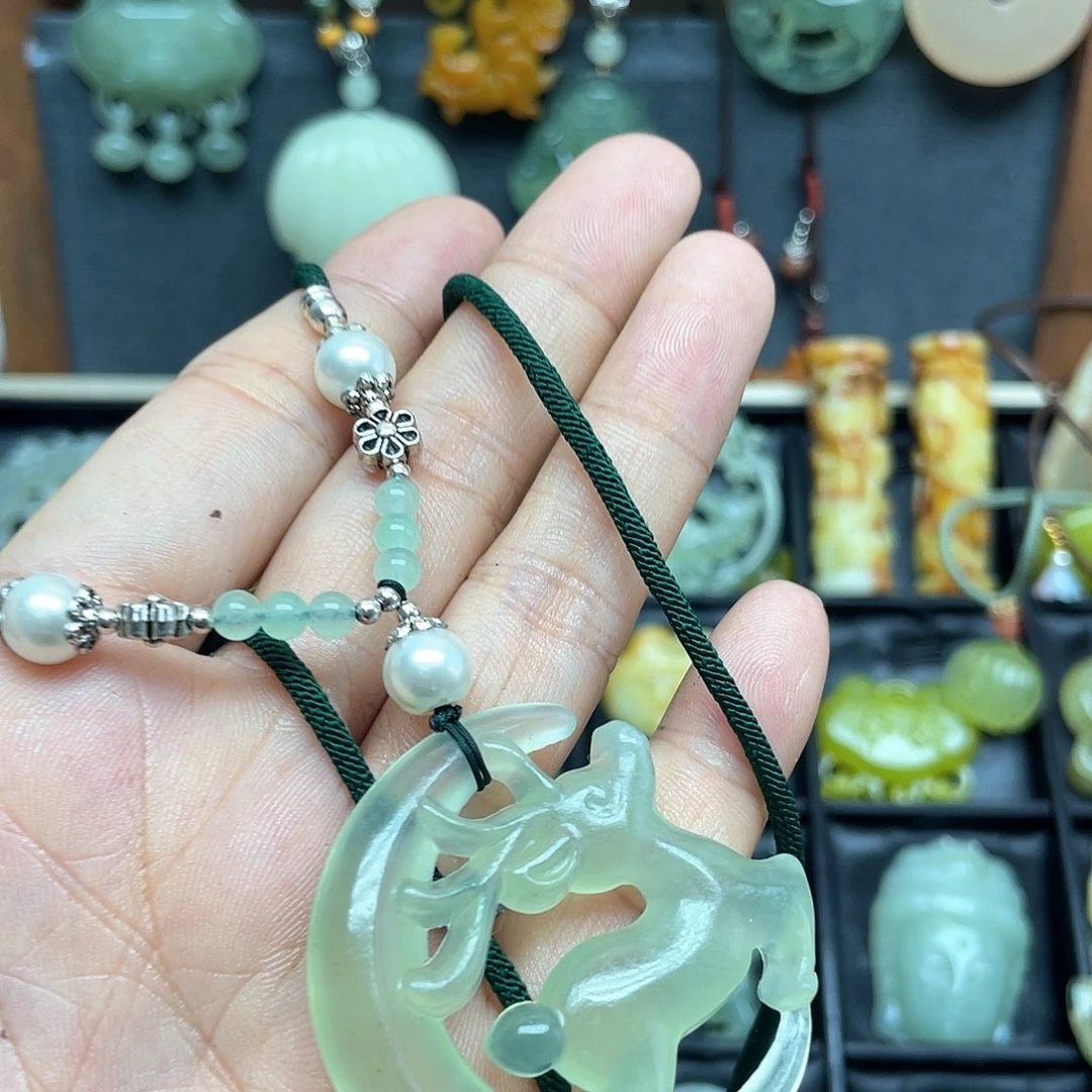 未镶嵌蛇纹石玉项链