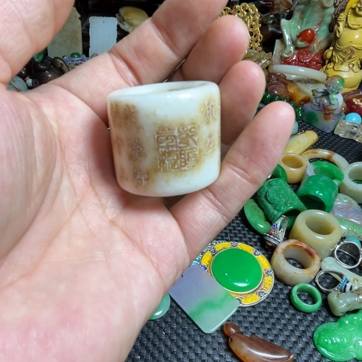 滴血莲花菩提吊坠