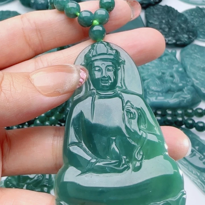 翡翠未镶嵌颈饰多样性发货天然A货翡翠