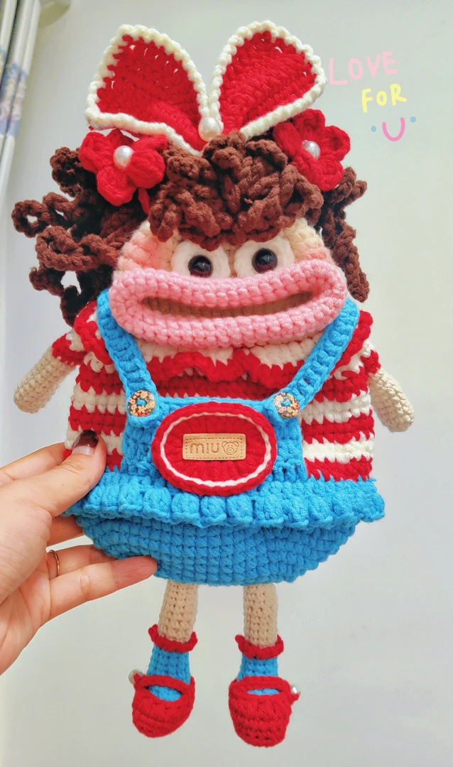 纯手工钩织香肠嘴大嘴妹手机包包