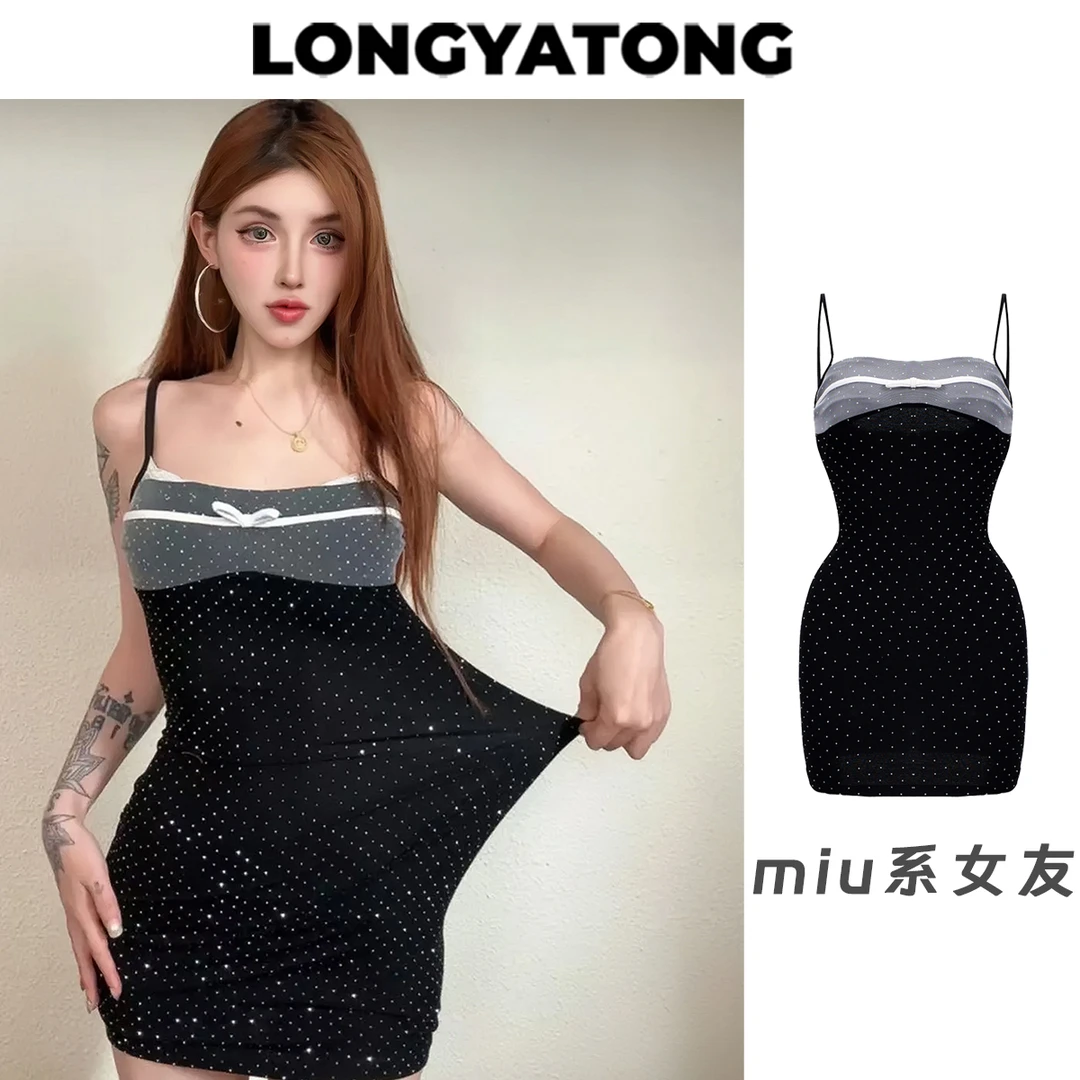 龙牙童推荐【miu系女友】性感显瘦收腰修身设计师无袖连衣裙包臀
