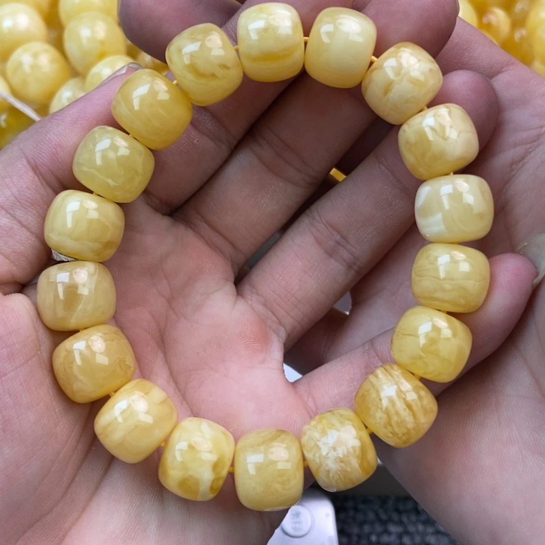 未镶嵌琥珀珠宝奇石7