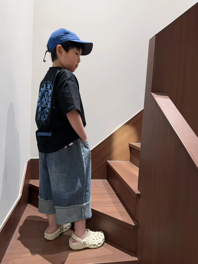 「LIUYI」儿童夏季亲子克洛梵文小口袋印花短袖  2593