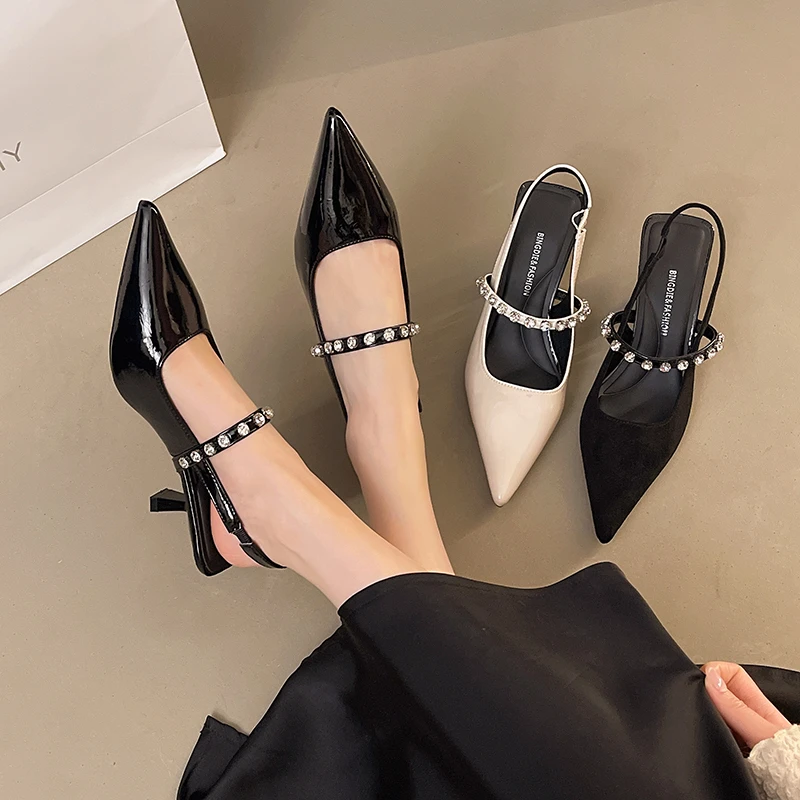 法式职业水钻包头凉鞋女夏仙女风尖头细跟一字带软皮后空高跟单鞋