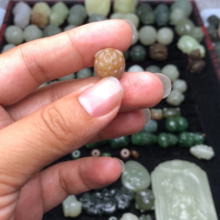 【闪购商品】和田玉未镶嵌颈饰