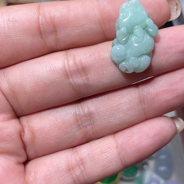 翡翠14K金镶嵌颈饰