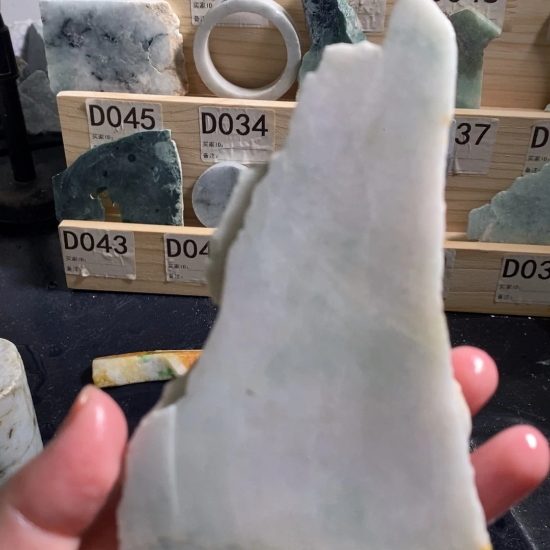 颈饰未镶嵌翡翠天然翡翠
