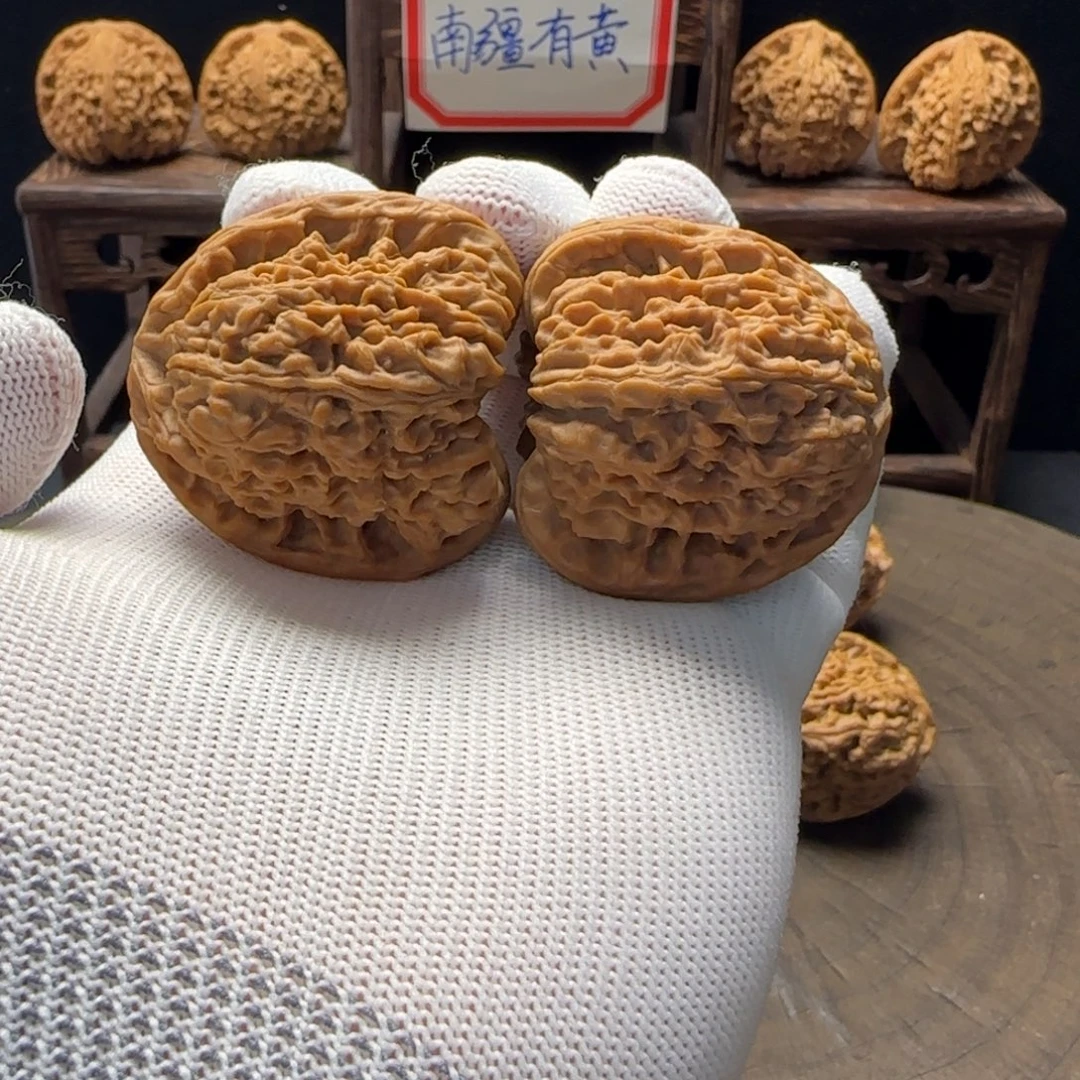 吊坠文玩核桃41全家福奥迪炮弹