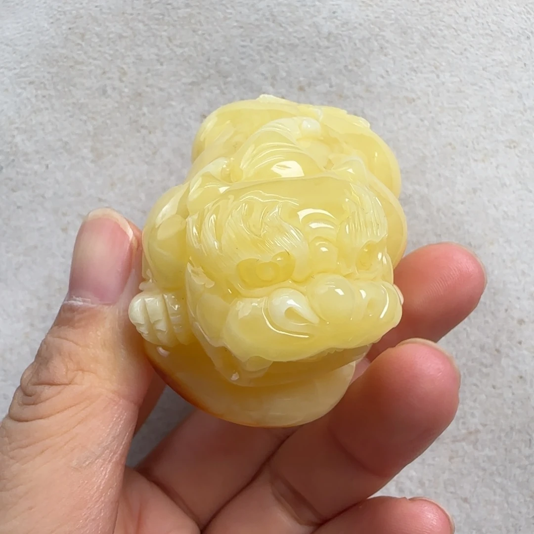 蜜蜡未镶嵌珠宝奇石