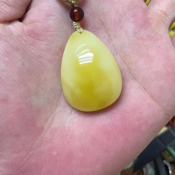 裸石蜜蜡未镶嵌吊坠