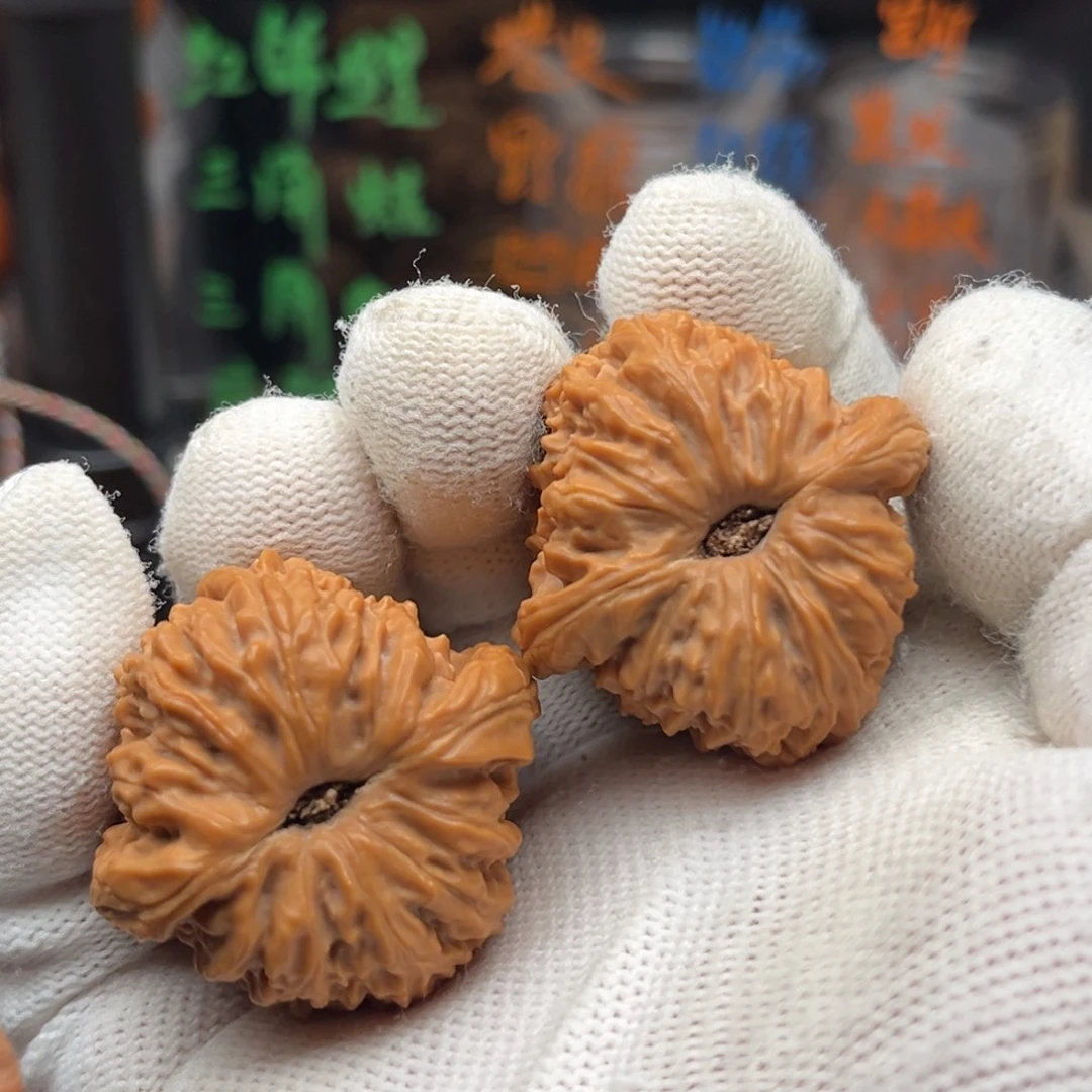 文玩核桃吊坠高炮