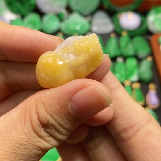 颈饰未镶嵌翡翠吊坠