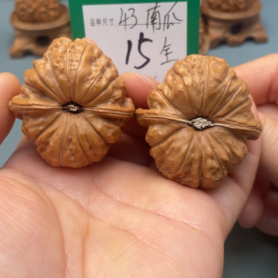桃核把件文玩核桃