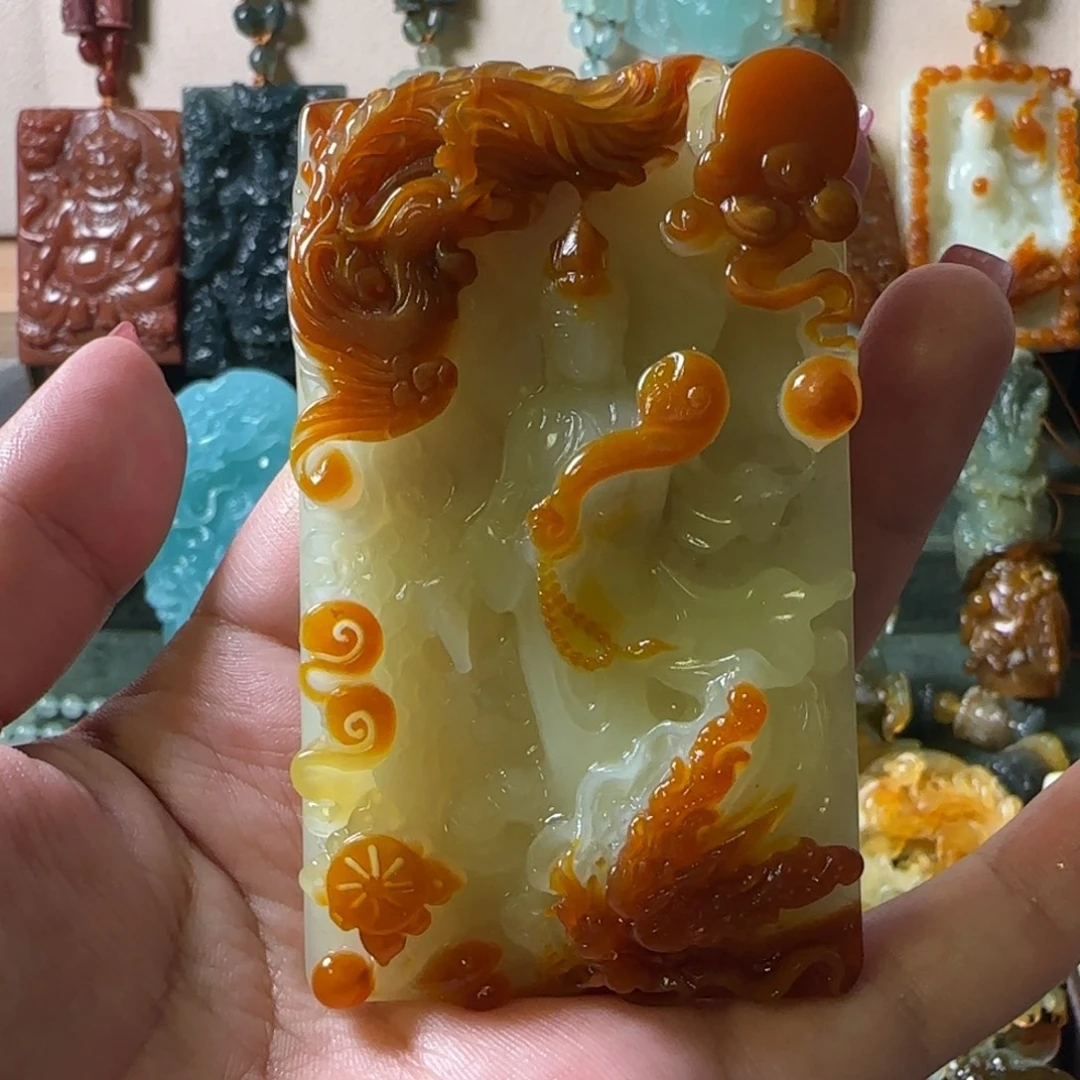 ****۶岫玉未镶嵌颈饰观音